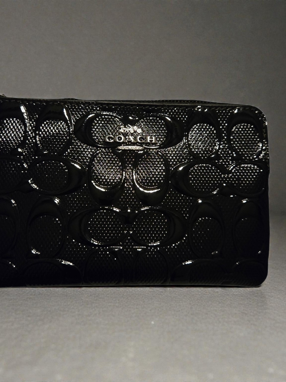 Coach Black Patent Signature Corner Zip Wallet BNIP
